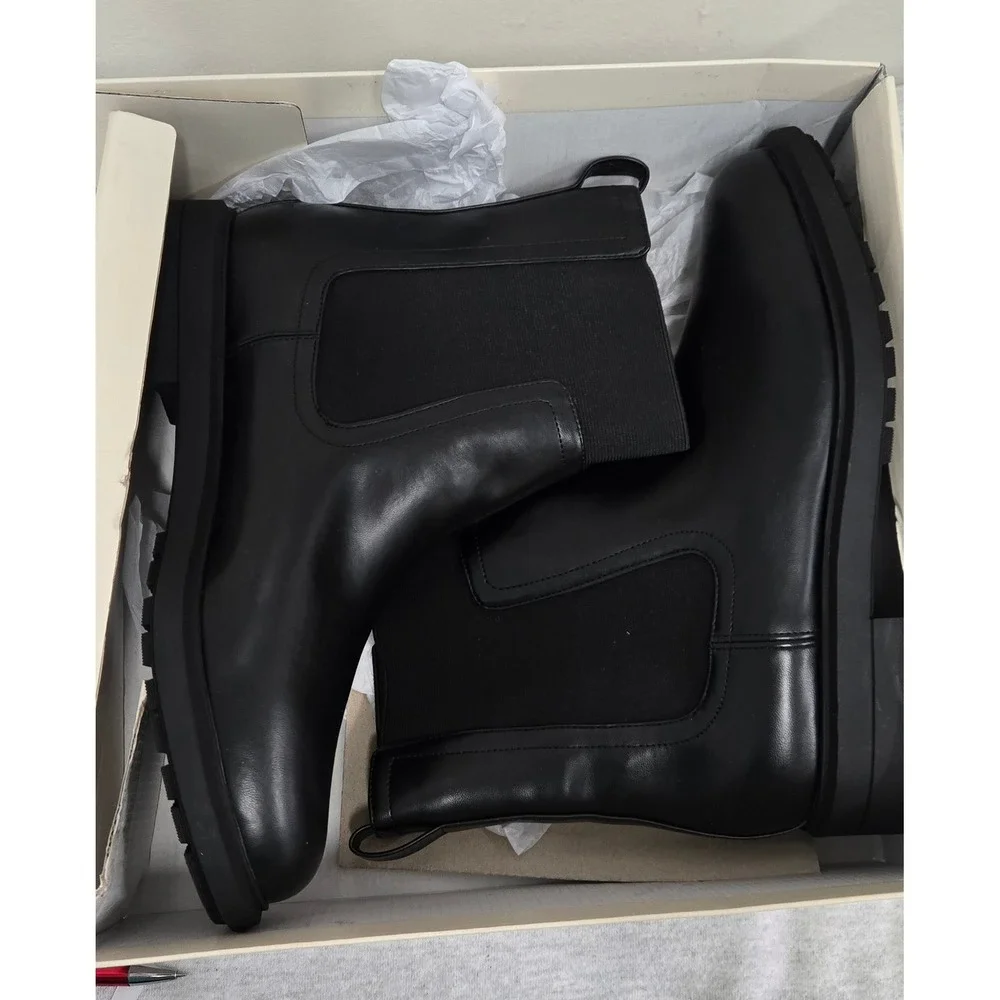 On 34th Womens Black Chelsea Lug Sole Ankle Boots TACKCMAP Size 12M